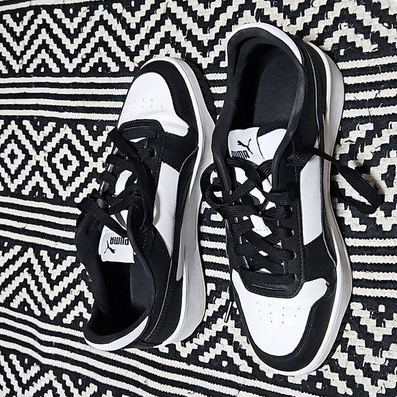 PUMA Platform Carina Sneakers - Picture 4 of 6